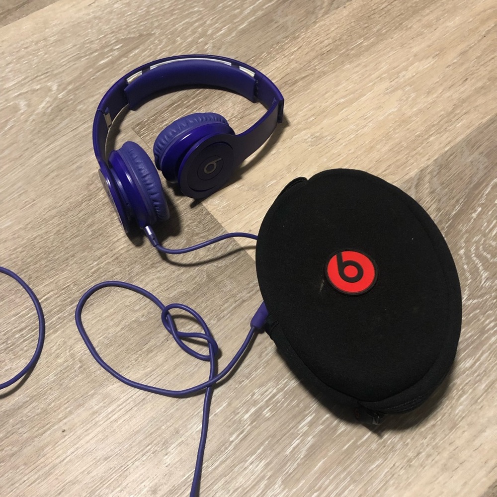 BEATS by Dre Solo on Ear Headphones